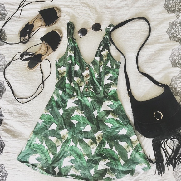 Forever 21 Dresses & Skirts - Palm Leaf Skater Dress